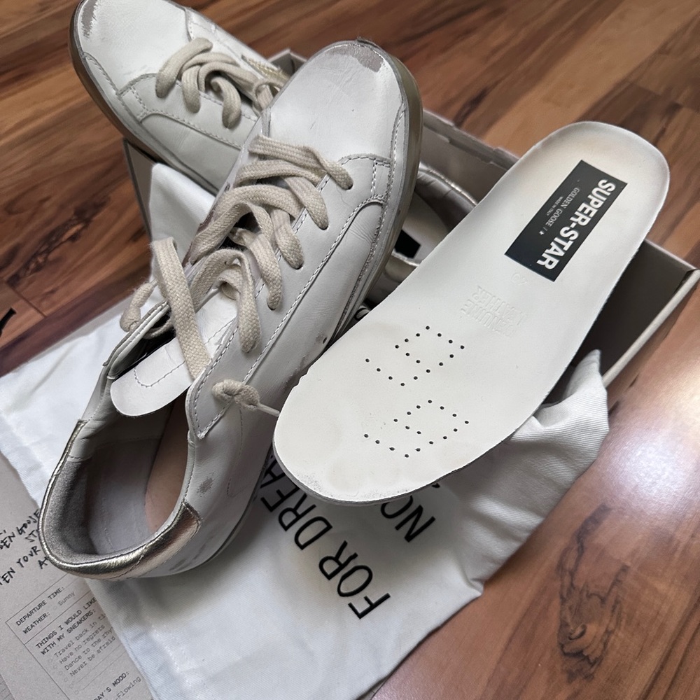 Golden Goose Women’s Super Star Low Top Sne WhiteGold.  Worn 3 times!